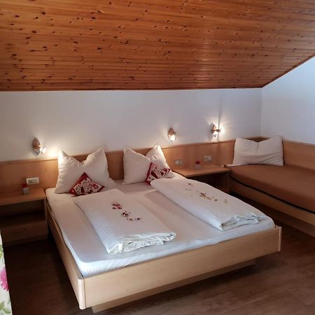 Pension&Appartament Anna Predoi Bagian luar foto
